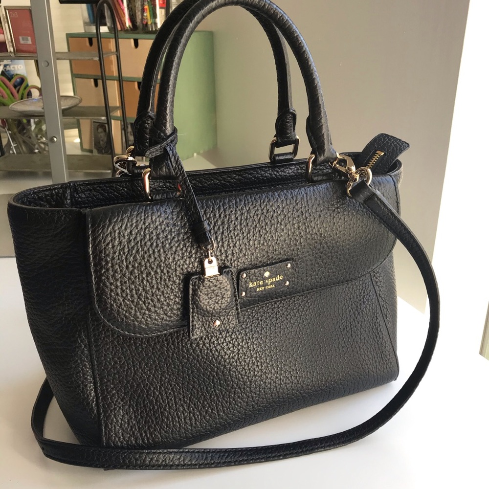 Black Pebbled Kate Spade ♠️ satchel